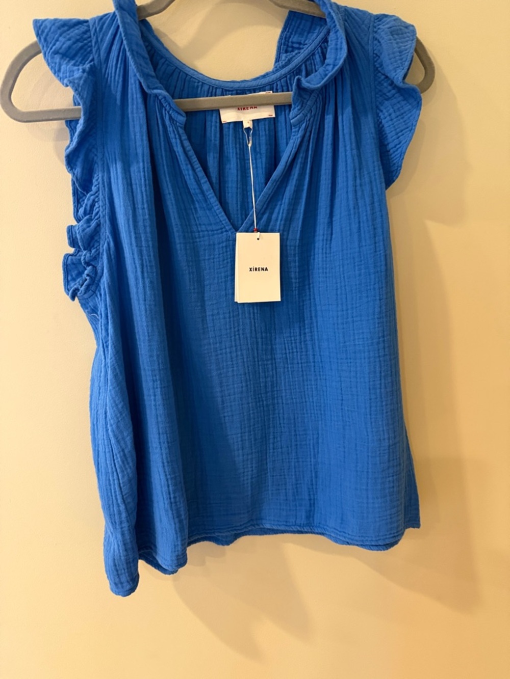 XiRENA Electric Blue Gauze V-Neck shirt small NET